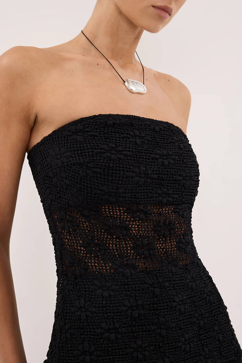 AGNES BLACK CROCHET BANDEAU TOP - Image 5