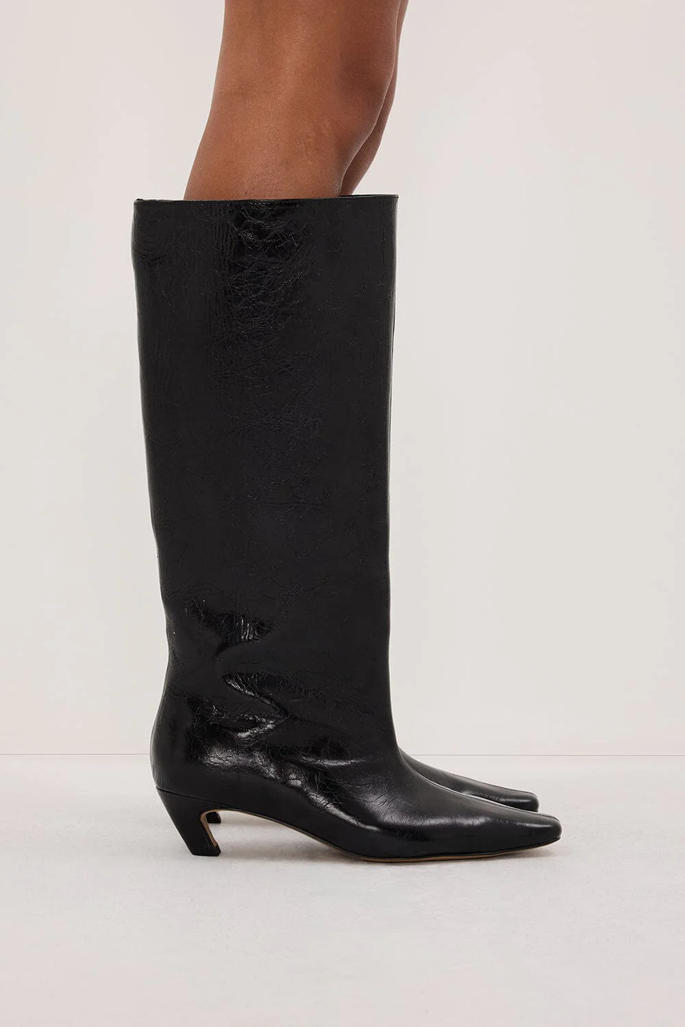 ALIAS MAE CRAWFORD OILY BLACK BOOT - Image 2
