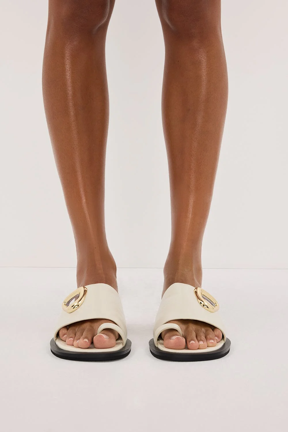 ALIAS MAE ELCE SANDAL BONE - Image 3