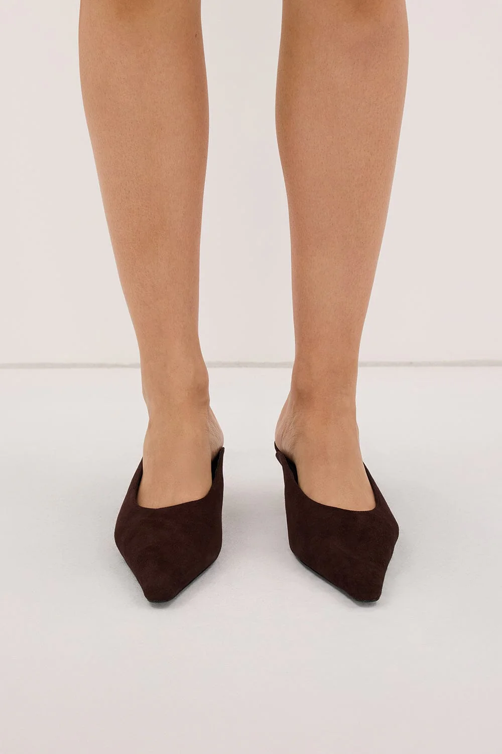 ALIAS MAE GENEVA HEEL CHOCOLATE SUEDE - Image 3
