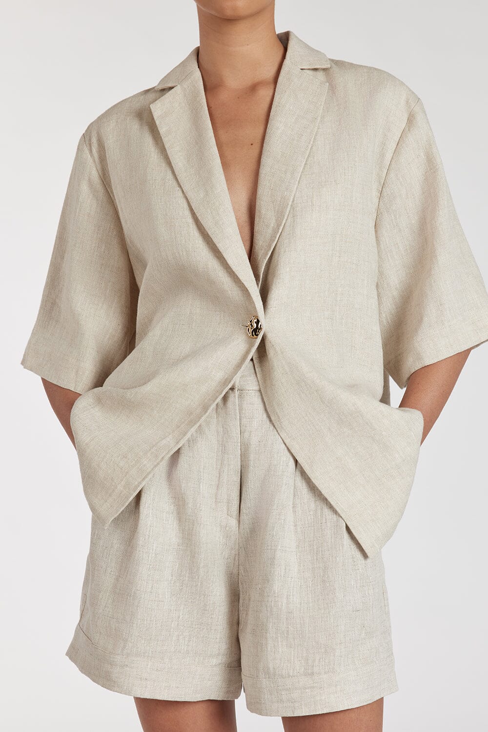 ALONDRA NATURAL LINEN SHORT - Image 5