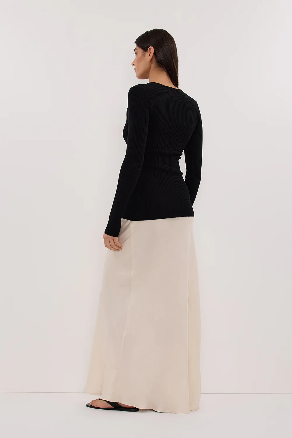 AMBER BLACK LONG SLEEVE KNIT CARDIGAN - Image 4