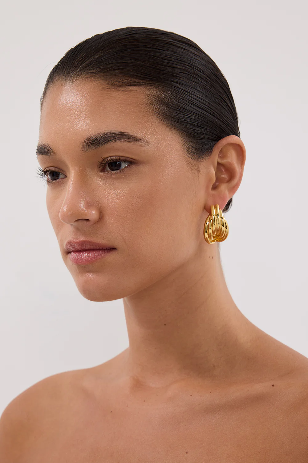 AMBER SCEATS QUINLAN EARRING GOLD - Image 2