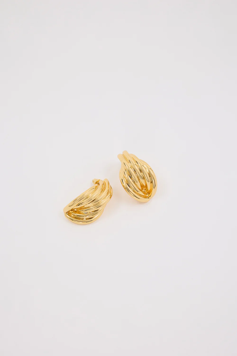 AMBER SCEATS QUINLAN EARRING GOLD - Image 3