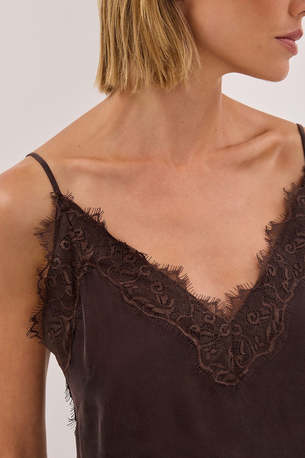 ANDREA PLUM CHOC SLEEVELESS LACE CAMI TOP - Image 5