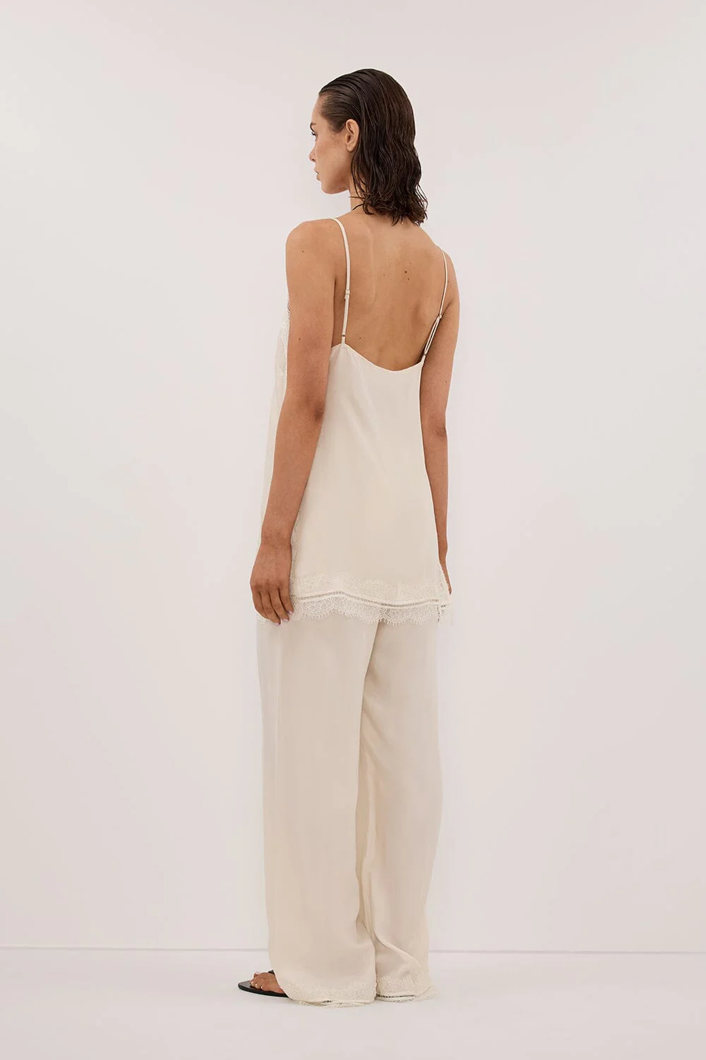 ANDREA SANDSTONE SLEEVELESS LACE CAMI TOP - Image 5