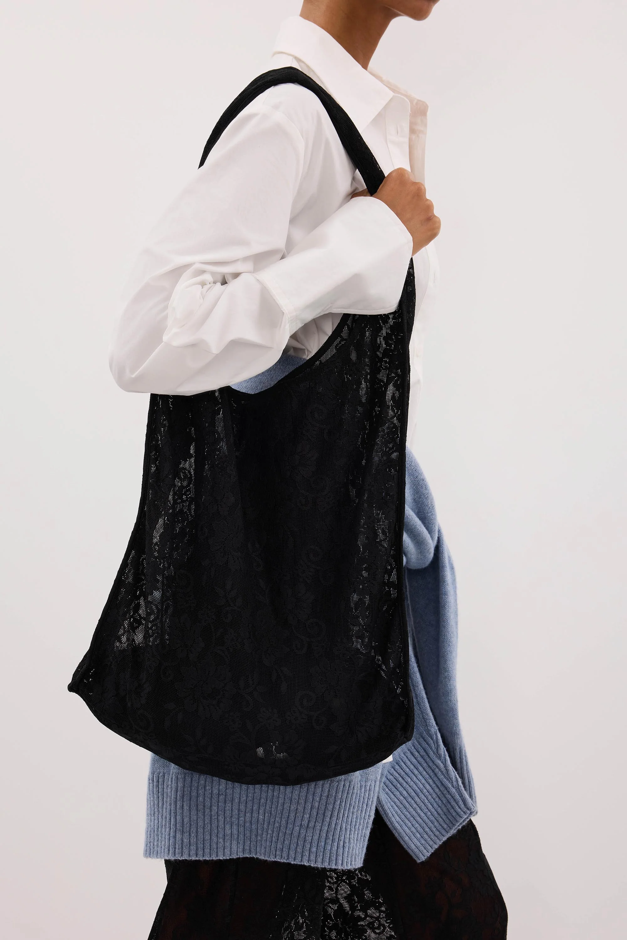 ANYA BLACK LACE SHOULDER BAG - Image 2