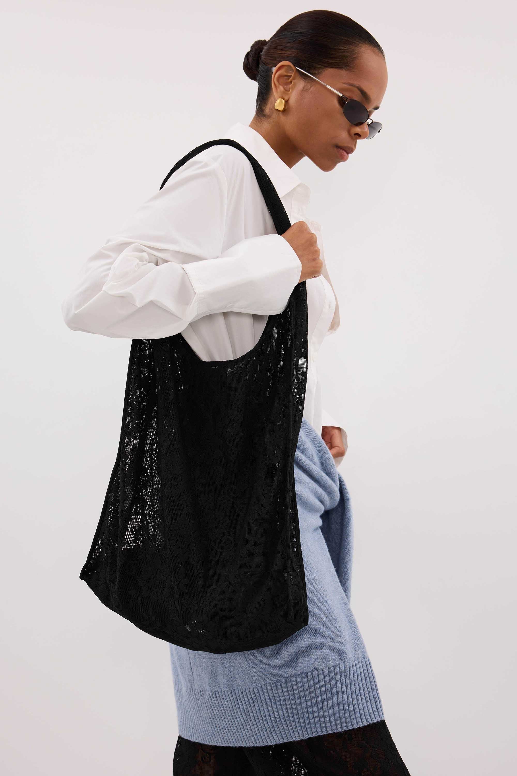 ANYA BLACK LACE SHOULDER BAG - Image 3