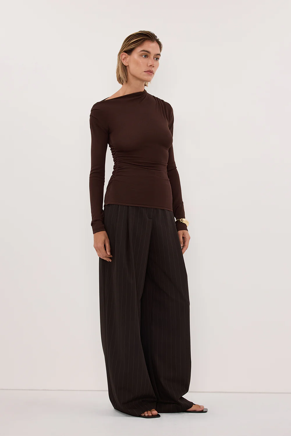 ARIEL CHOC LONG SLEEVE KNIT TOP - Image 3