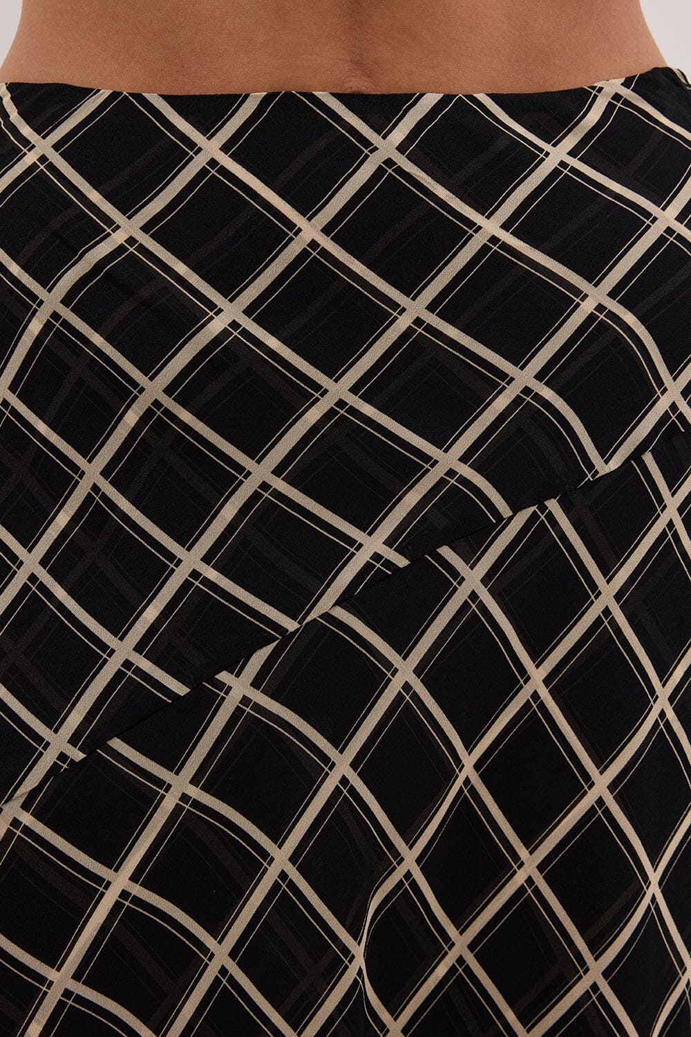 ARLINGTON BLACK MIDI SKIRT - Image 5