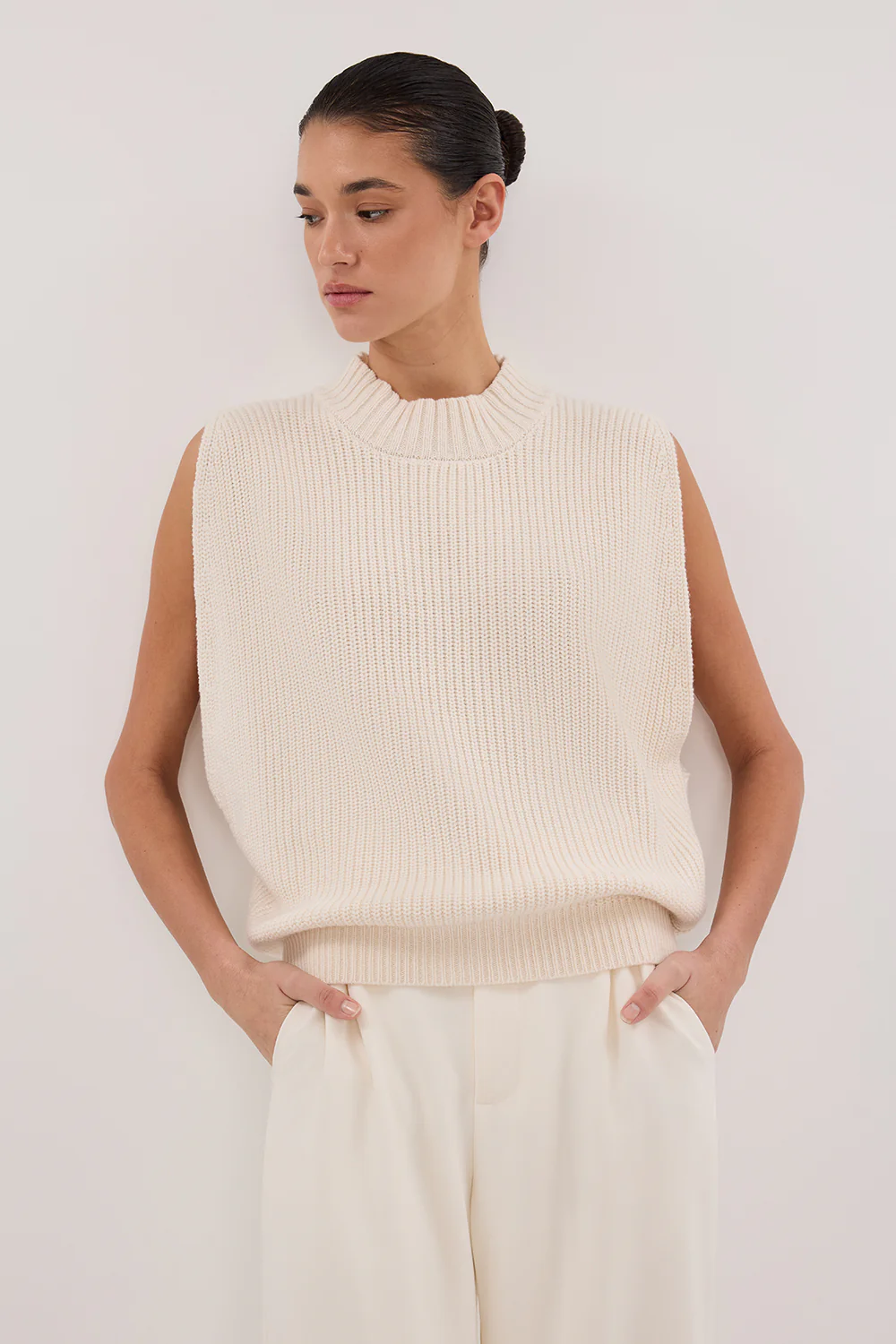 ARO CREAM KNIT TOP - Image 2