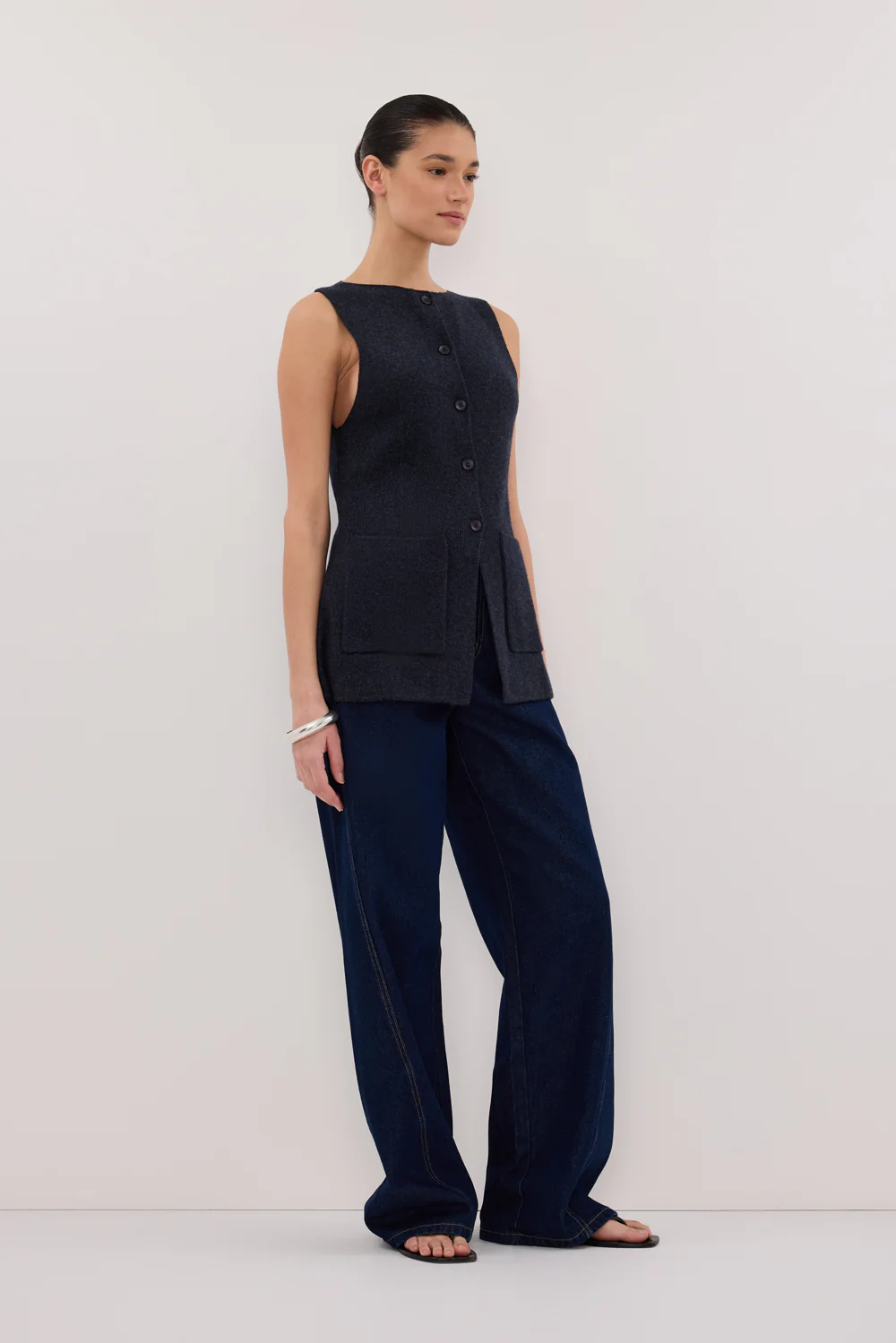 AVA INK LONGINE KNIT VEST - Image 3