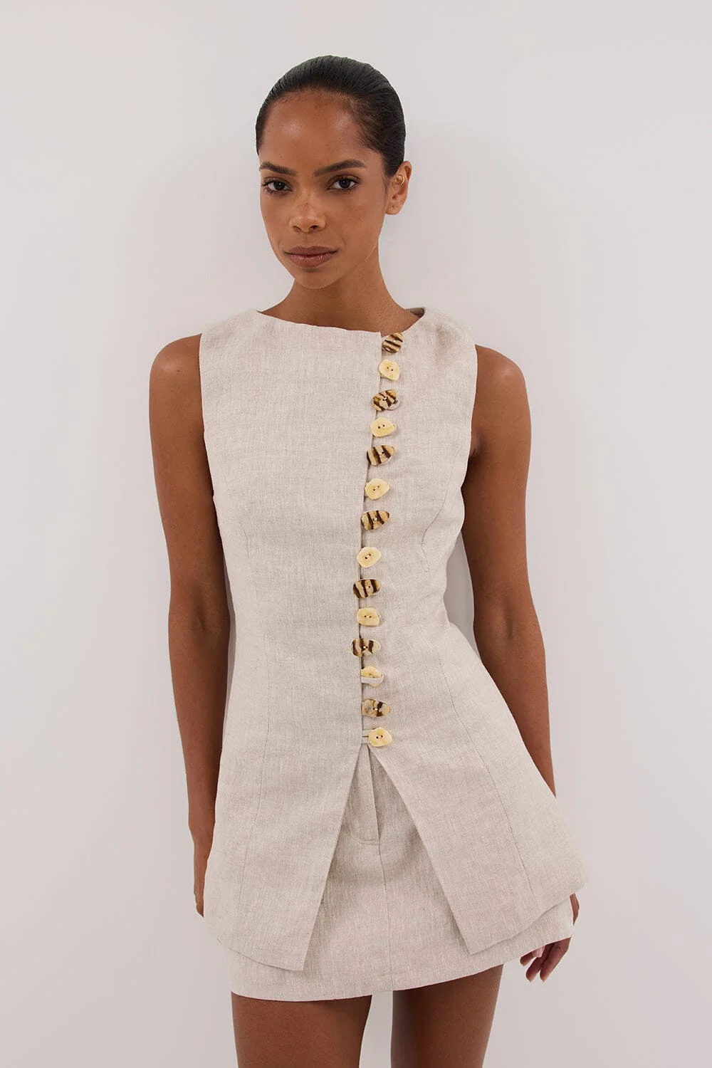 BAYLEE NATURAL SLEEVELESS LINEN TOP - Image 8