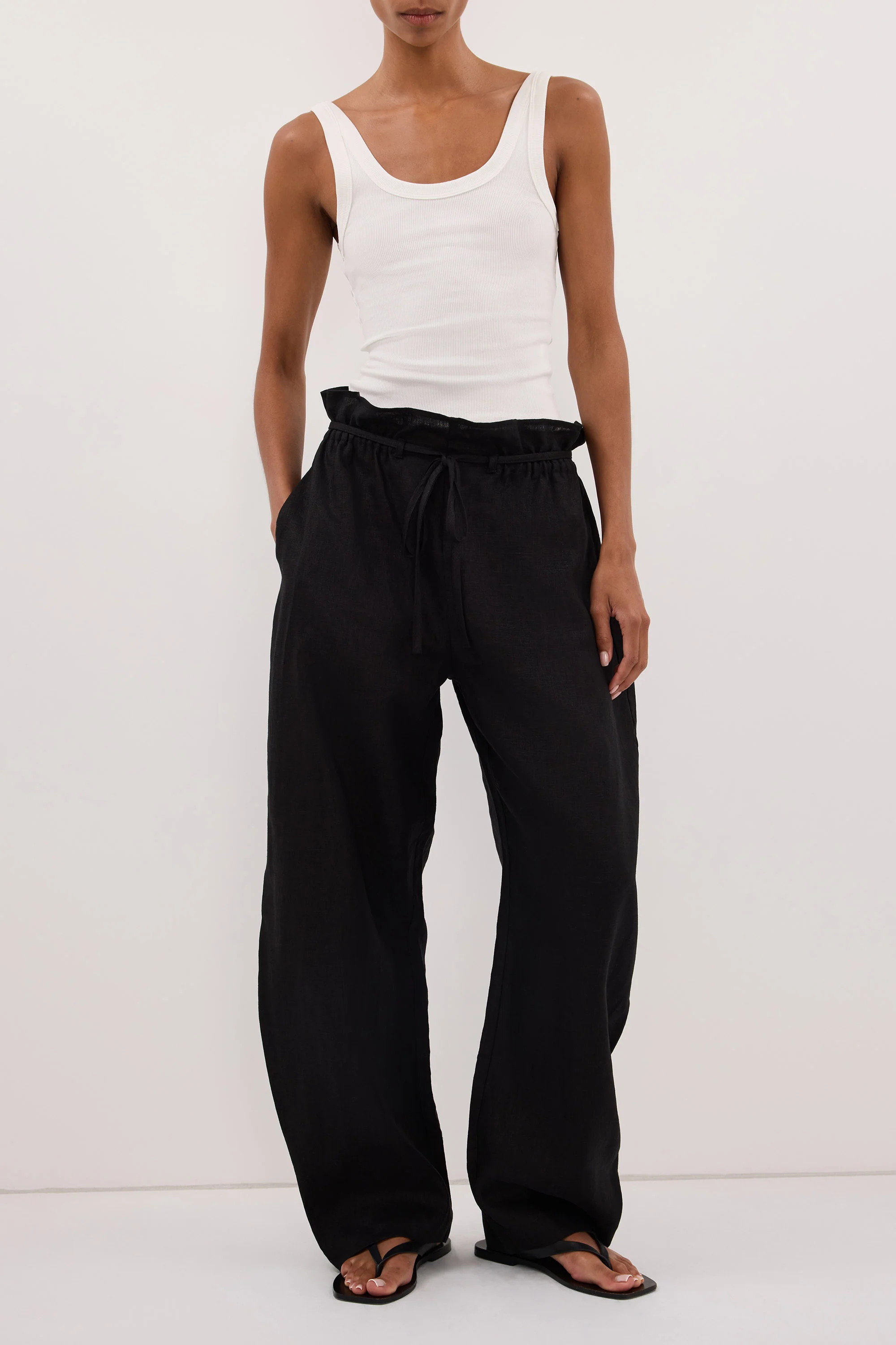 BLAISE BLACK LINEN PAPERBAG PANT - Image 2