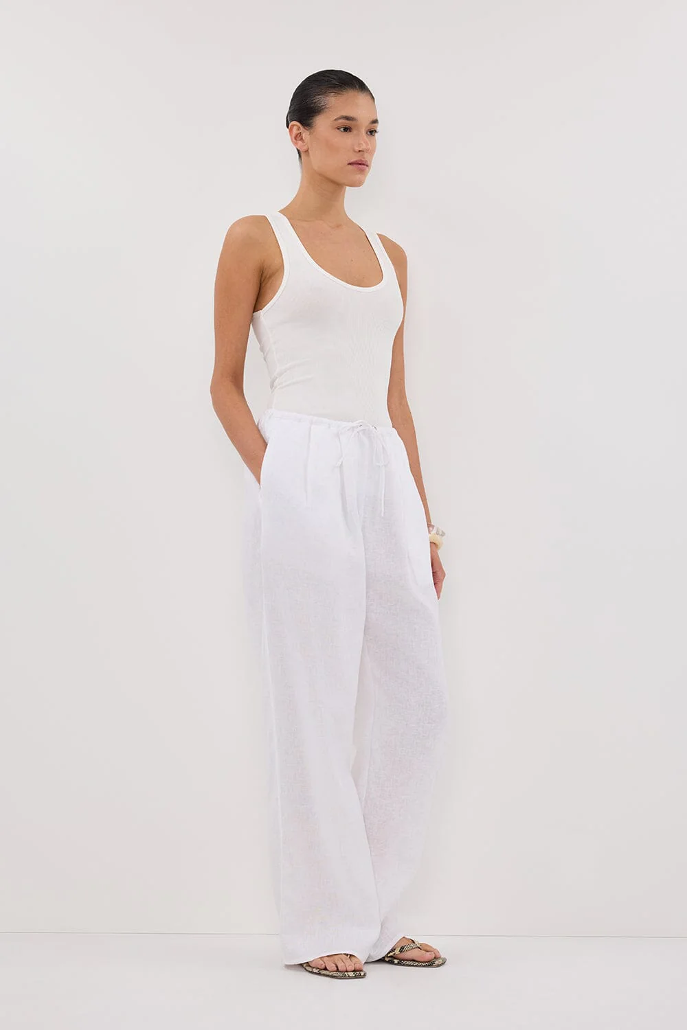 CARLA WHITE DRAWSTRING LINEN PANT - Image 3