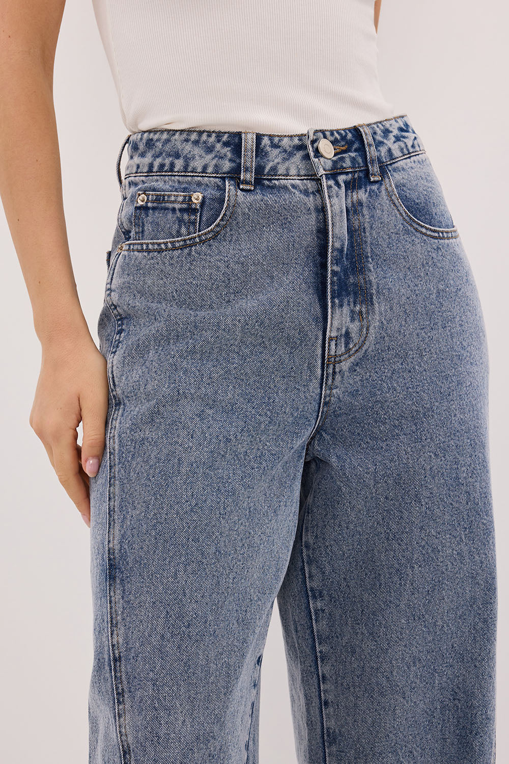 CARSON MID BLUE WIDE LEG JEAN - Image 6