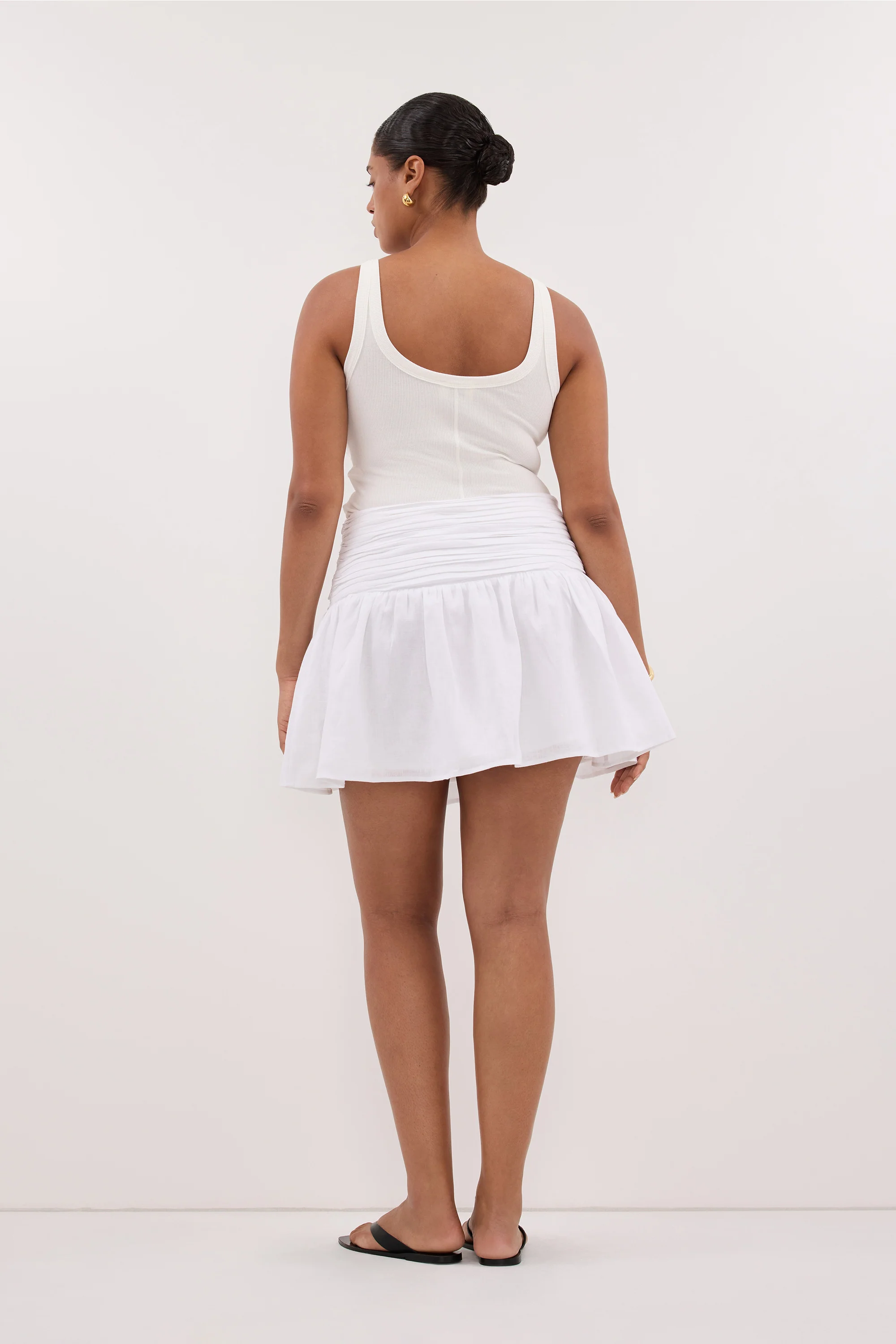 CATANIA WHITE LINEN MINI SKIRT - Image 7