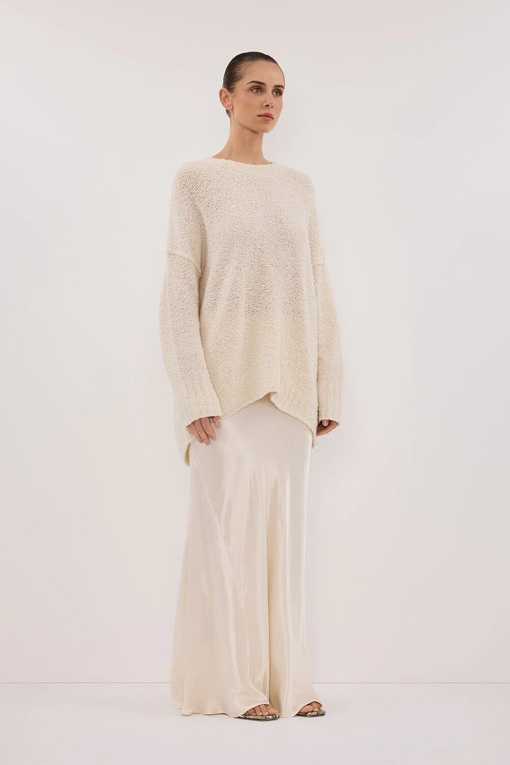 CICI CREAM LONGLINE JUMPER - Image 3