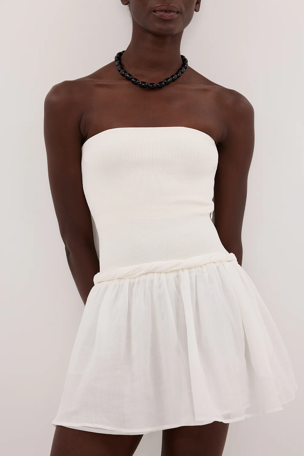 COCO WHITE STRAPLESS HYBRID MINI DRESS - Image 5