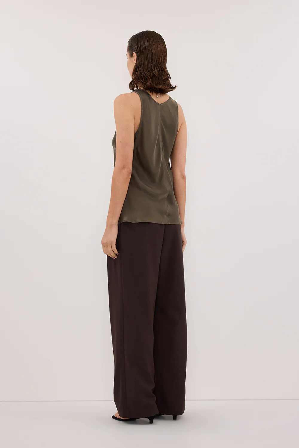 COLETTE OLIVE SILK CAMI TOP - Image 4