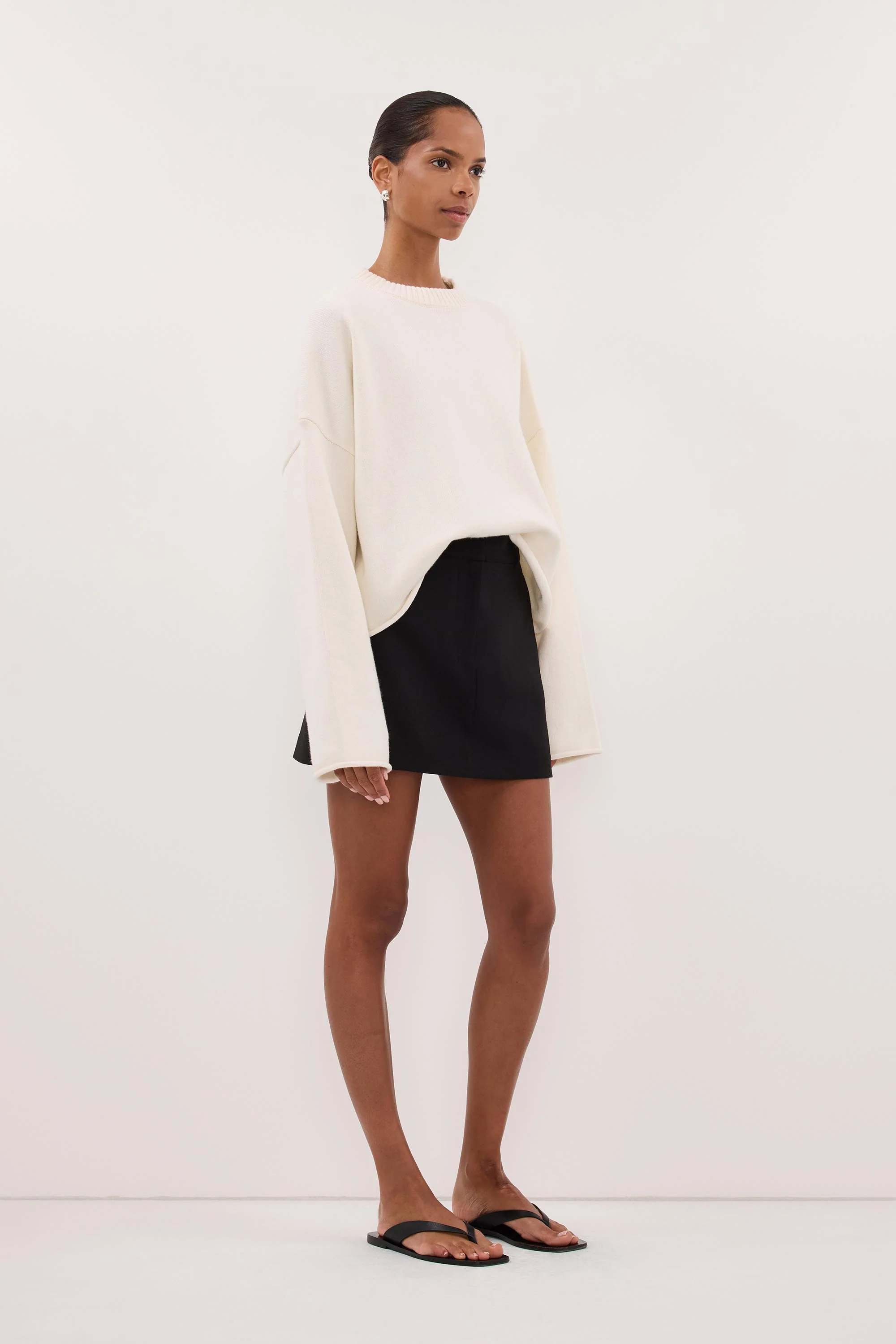 CYRUS BLACK FLY FRONT SKORT - Image 3
