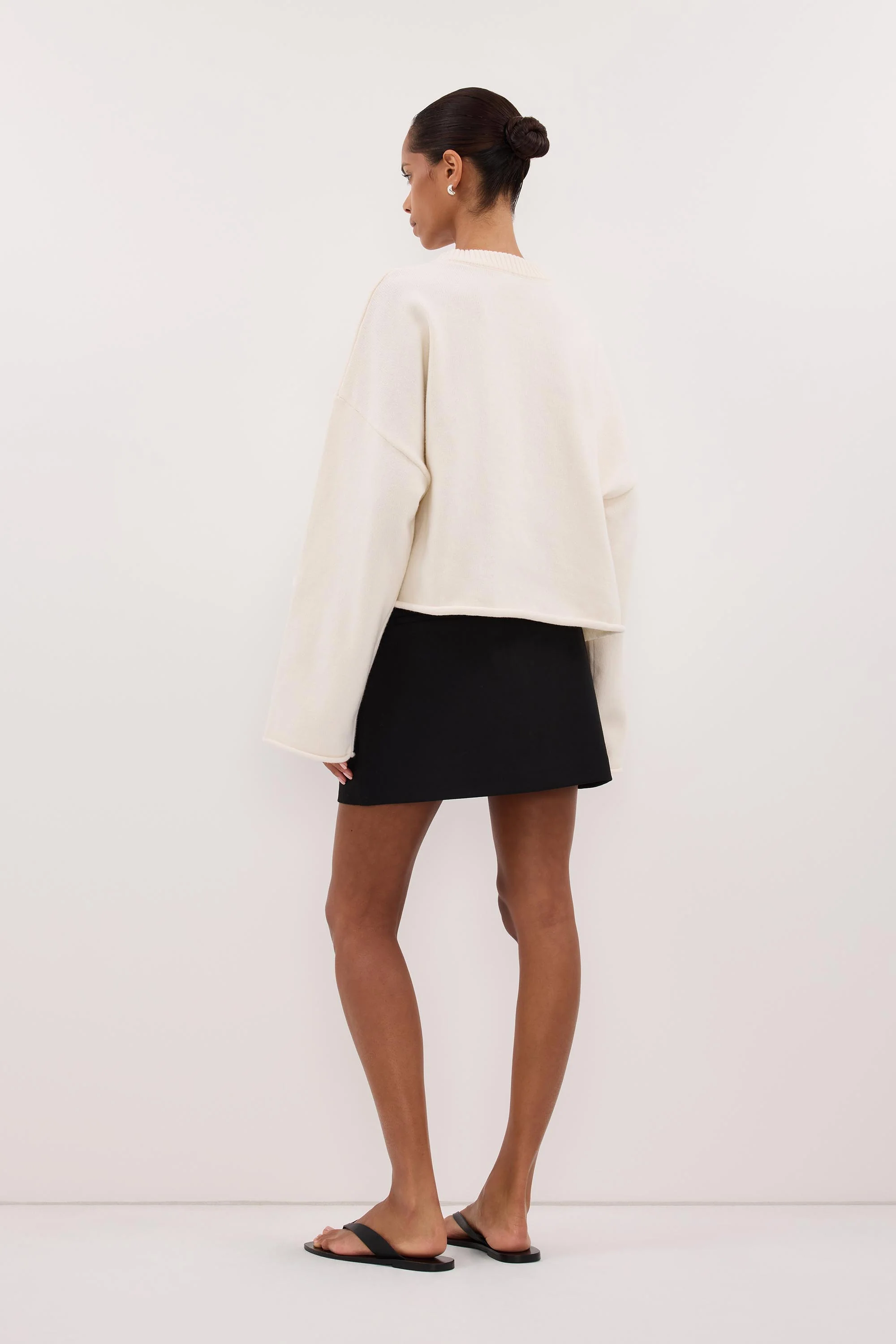 CYRUS BLACK FLY FRONT SKORT - Image 4