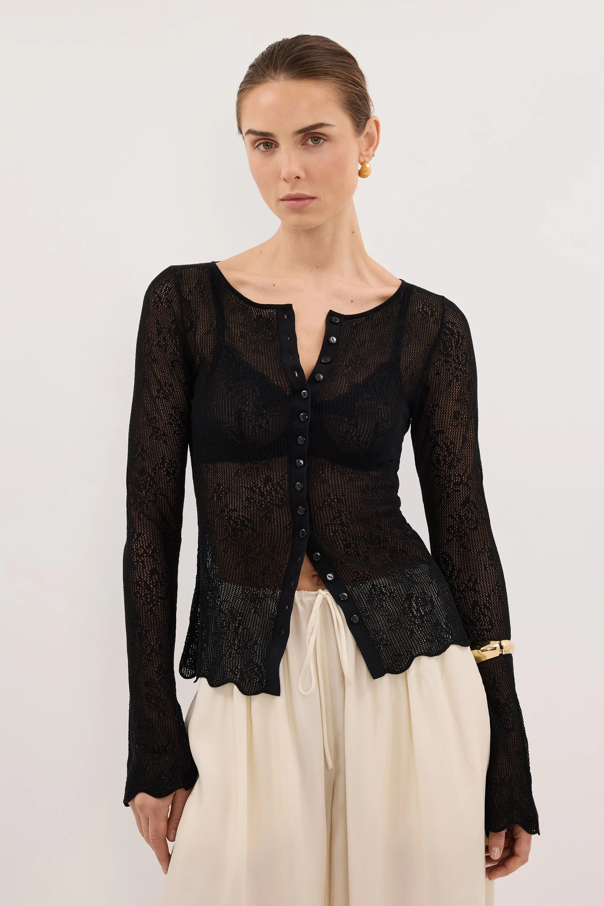 DELIA BLACK LACE BUTTON FRONT TOP - Image 2