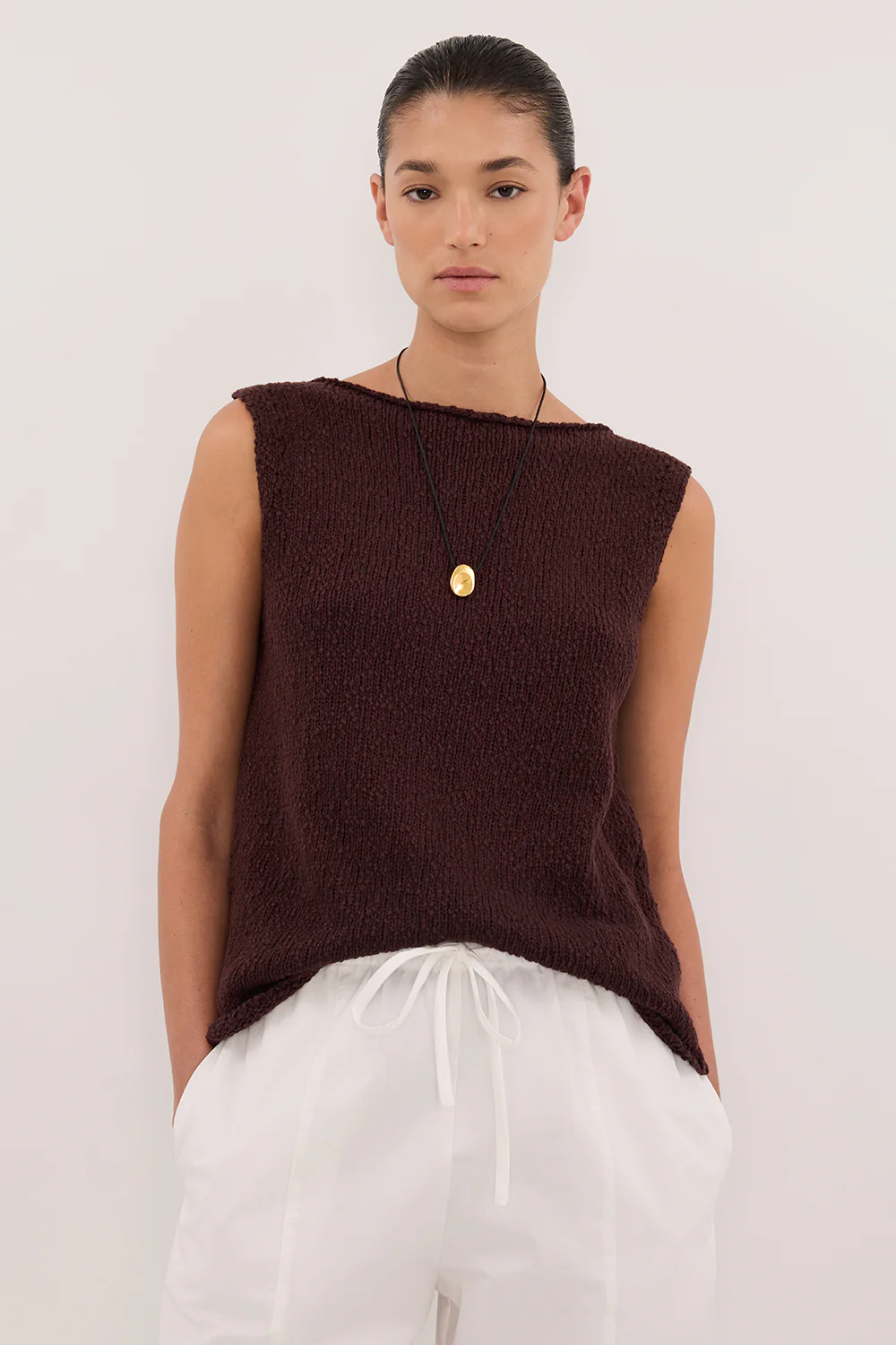 DINA CHOC SLEEVELESS KNIT TOP - Image 2