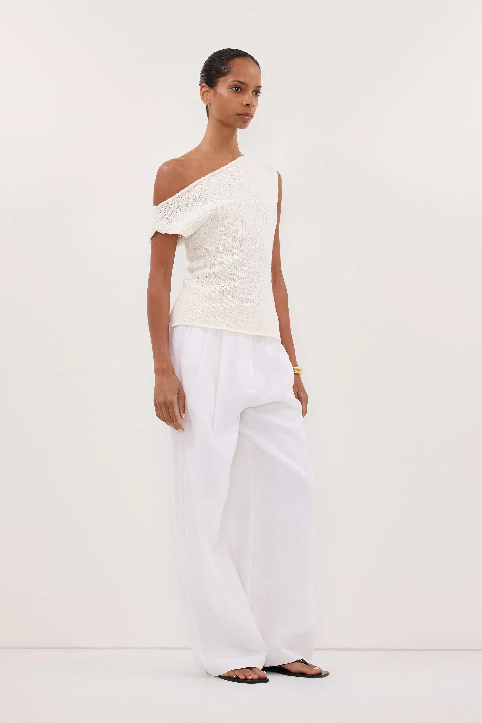DINA OFF WHITE COTTON ASYM KNIT TOP - Image 3