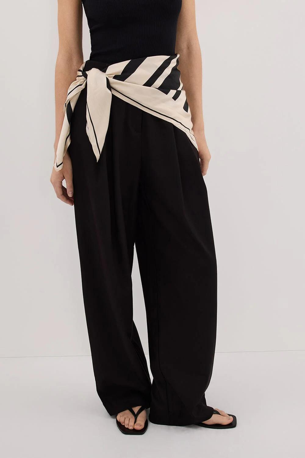 EDEN BLACK TAILORED PANT - Image 3