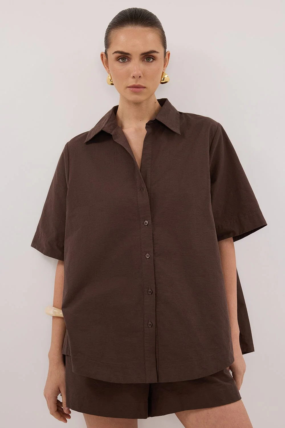 ELARA CHOCOLATE OVERSIZED SHORT SLEEVE SHIRT - Image 2