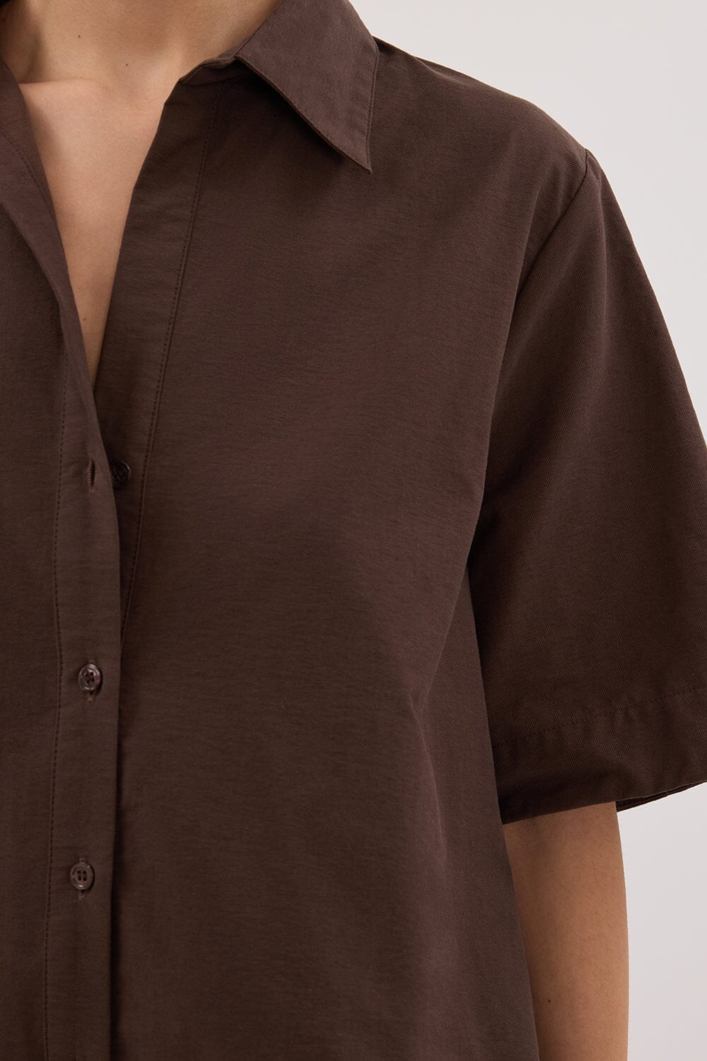 ELARA CHOCOLATE OVERSIZED SHORT SLEEVE SHIRT - Image 5