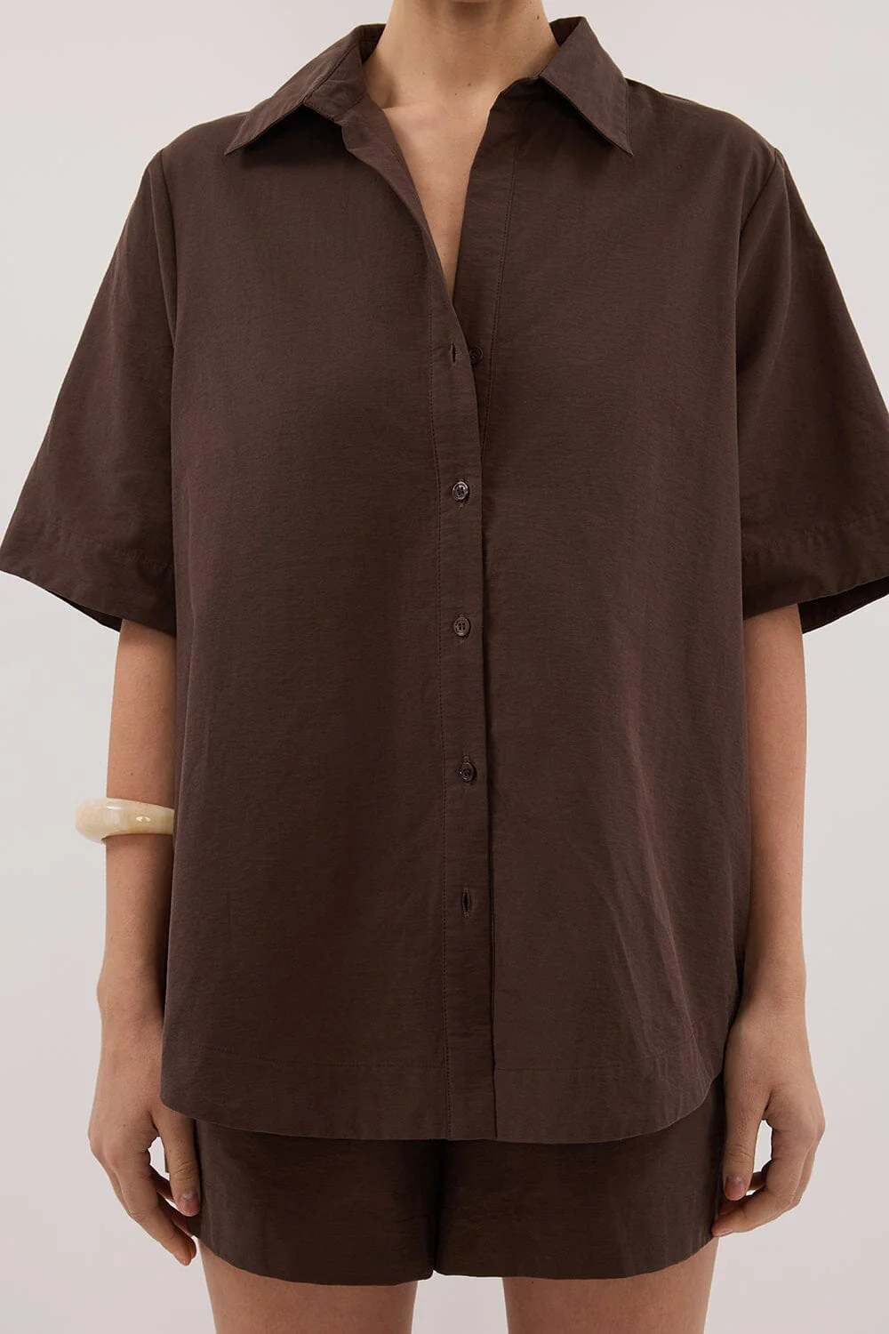 ELARA CHOCOLATE OVERSIZED SHORT SLEEVE SHIRT - Image 6