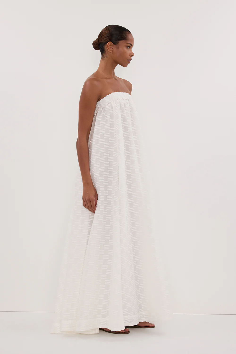 ELBA WHITE SHEER STRAPLESS MIDI DRESS - Image 3