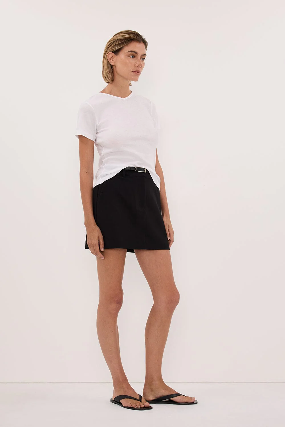 ELLE BLACK SKORT - Image 3