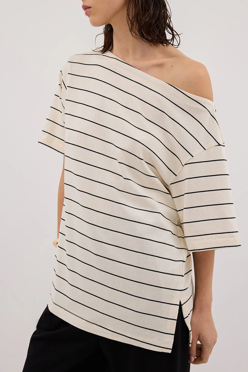 ESME OFF WHITE  STRIPE ASYM TEE - Image 5
