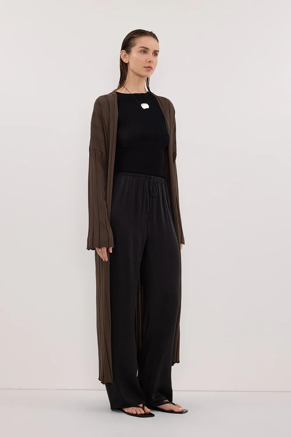 EVE DARK OLIVE KNIT MIDI CARDIGAN - Image 3