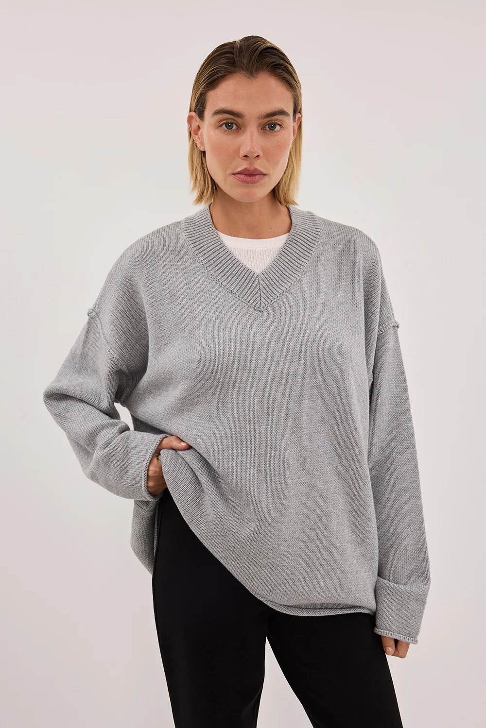 FLINT SILVER V NECK KNIT JUMPER - Image 2