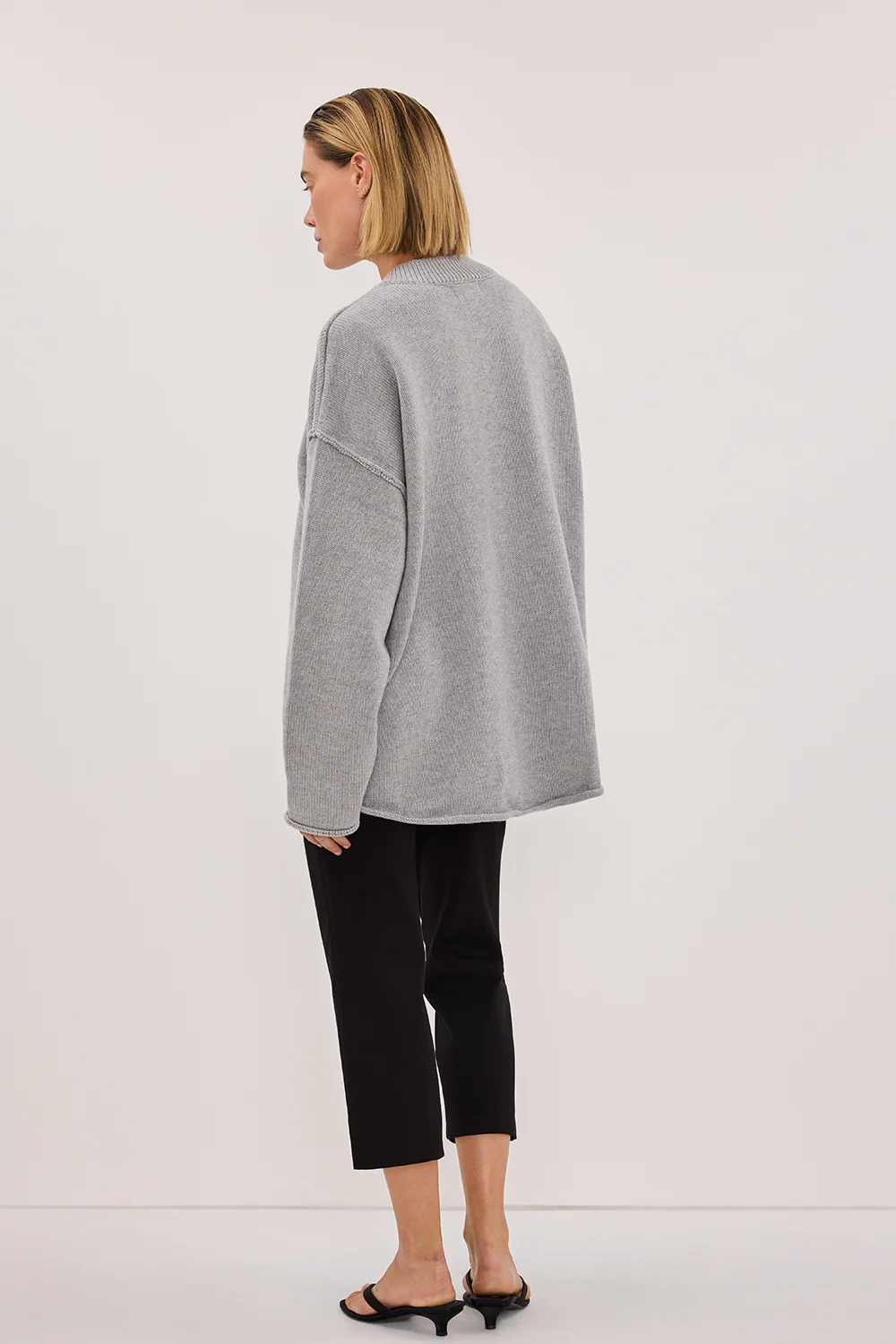 FLINT SILVER V NECK KNIT JUMPER - Image 4