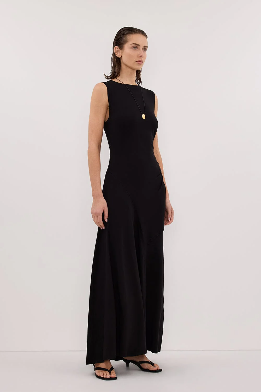 HADLEY BLACK SLEEVELESS KNIT MAXI DRESS - Image 3