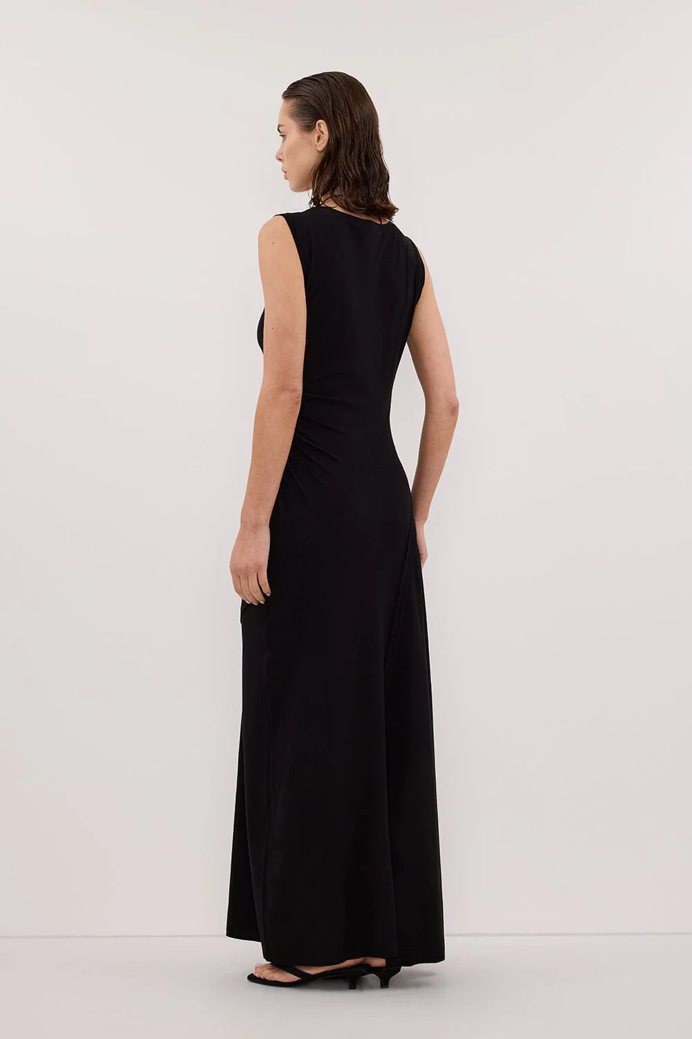 HADLEY BLACK SLEEVELESS KNIT MAXI DRESS - Image 4