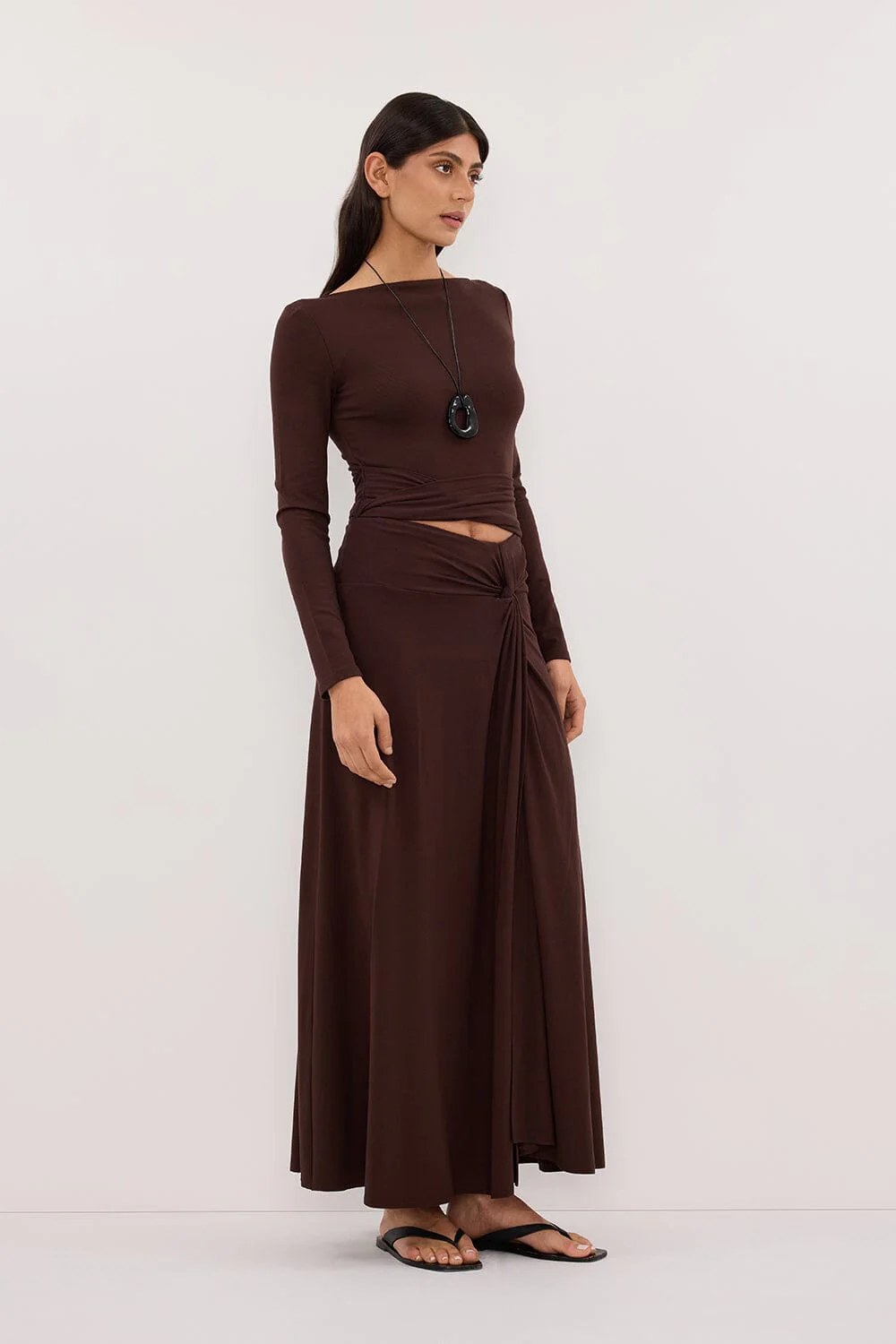 HADLEY CHOC TWIST MIDI SKIRT - Image 3