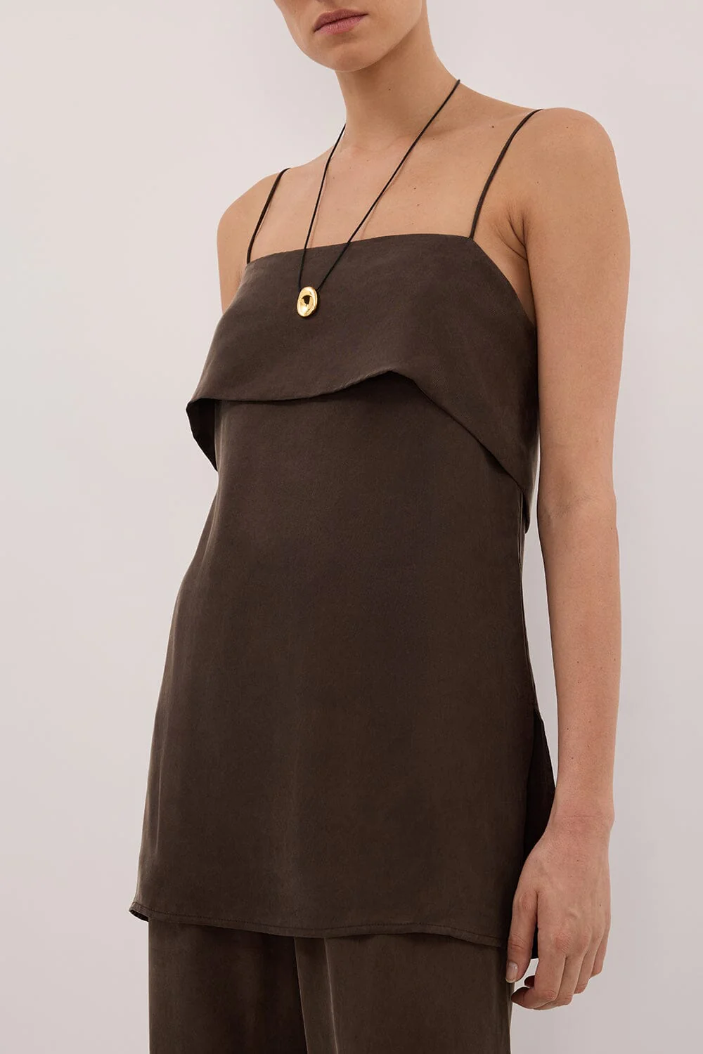 IDA BITTER CHOC SLEEVELESS FOLDOVER CAMI TOP - Image 5