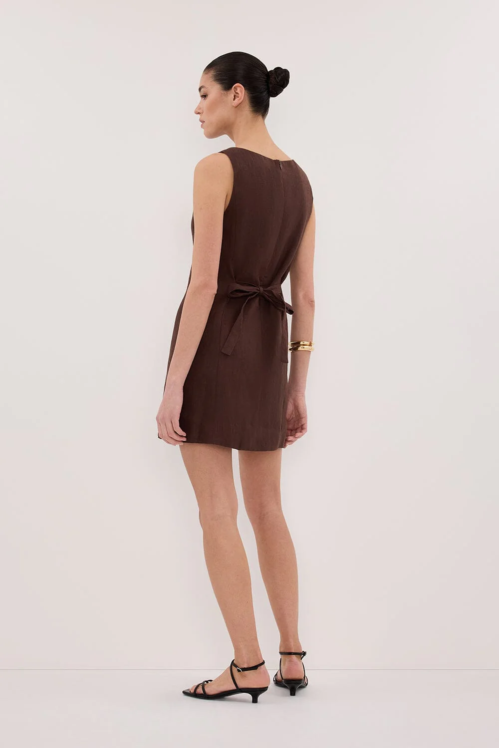 LACY COCOA SLEEVELESS LINEN MINI DRESS - Image 4