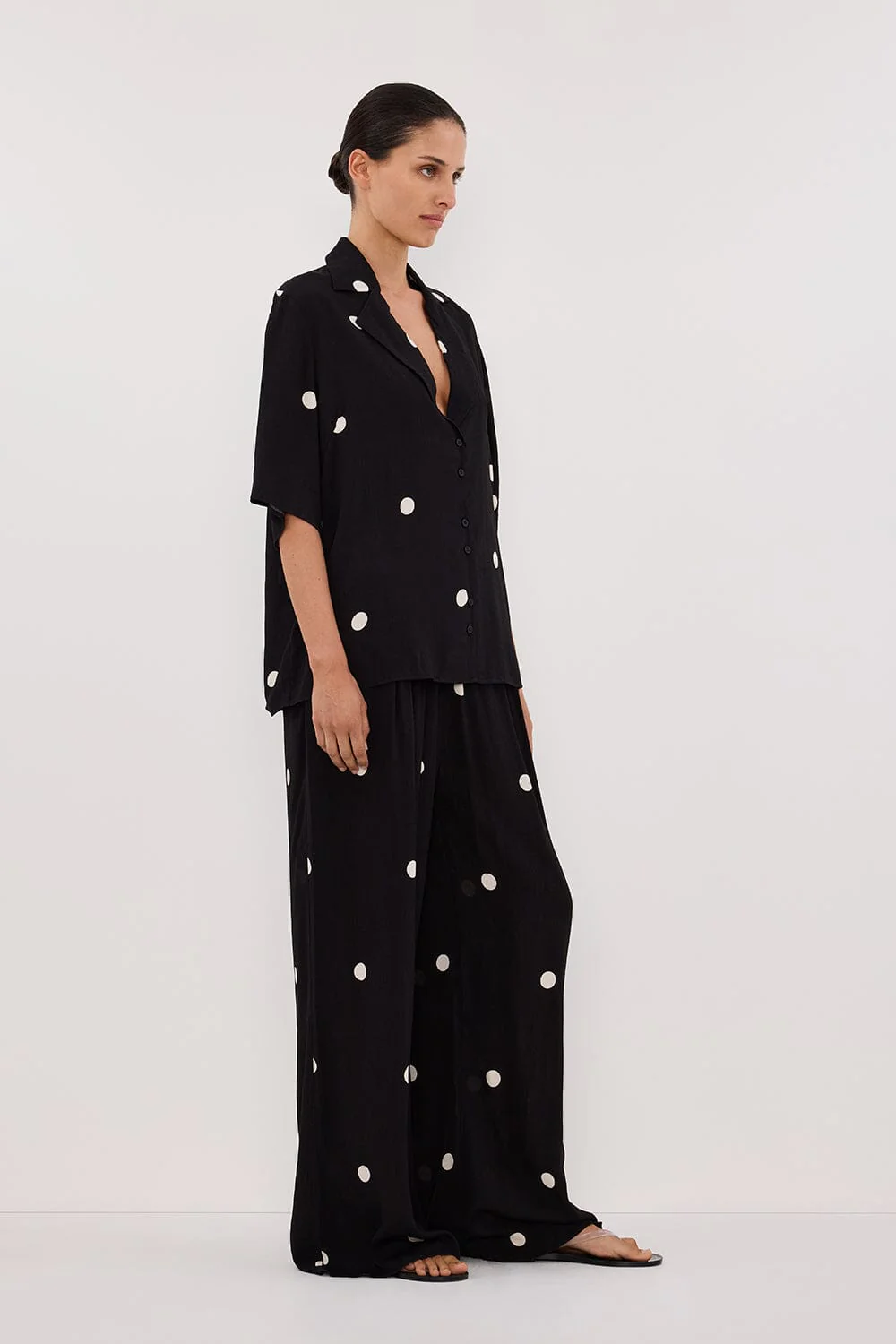 LAURA SPOT SHORT SLEEVE SHIRT - Image 3