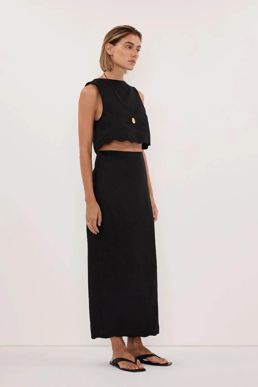 LELA BLACK LINEN MIDI SKIRT - Image 3