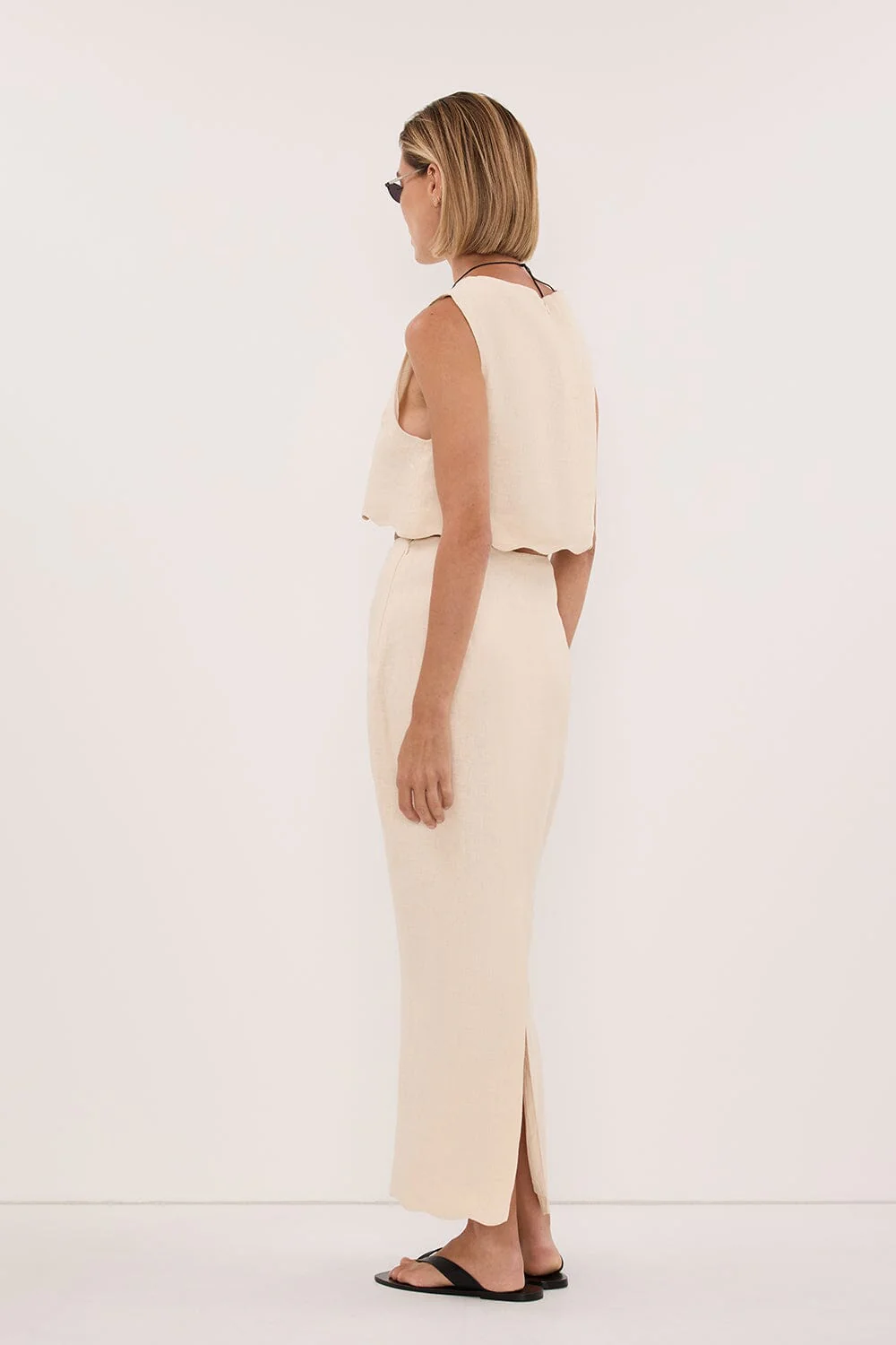 LELA SANDSTONE LINEN CROP TOP - Image 4