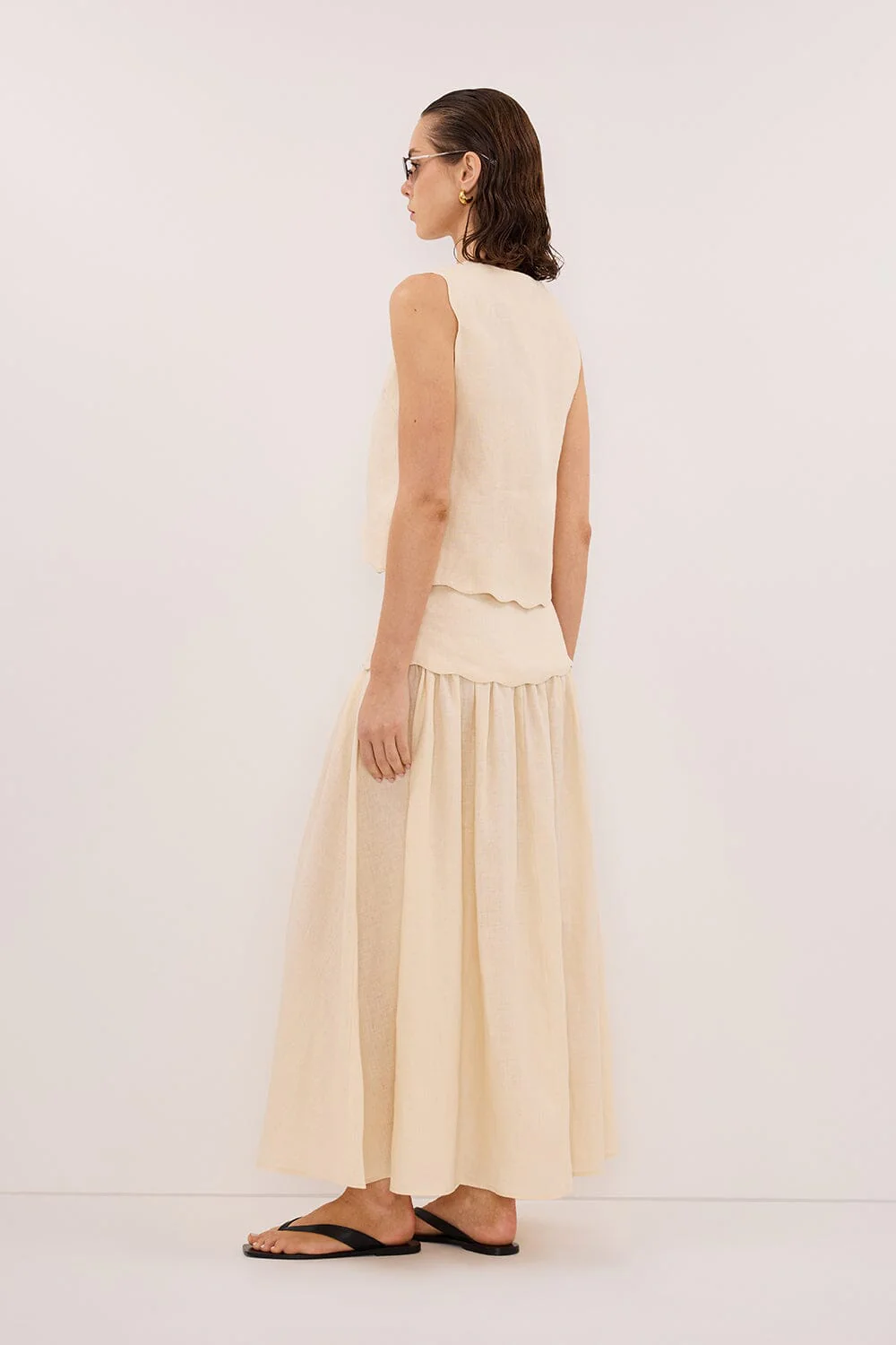 LELA SANDSTONE FOLDOVER LINEN MIDI SKIRT - Image 7