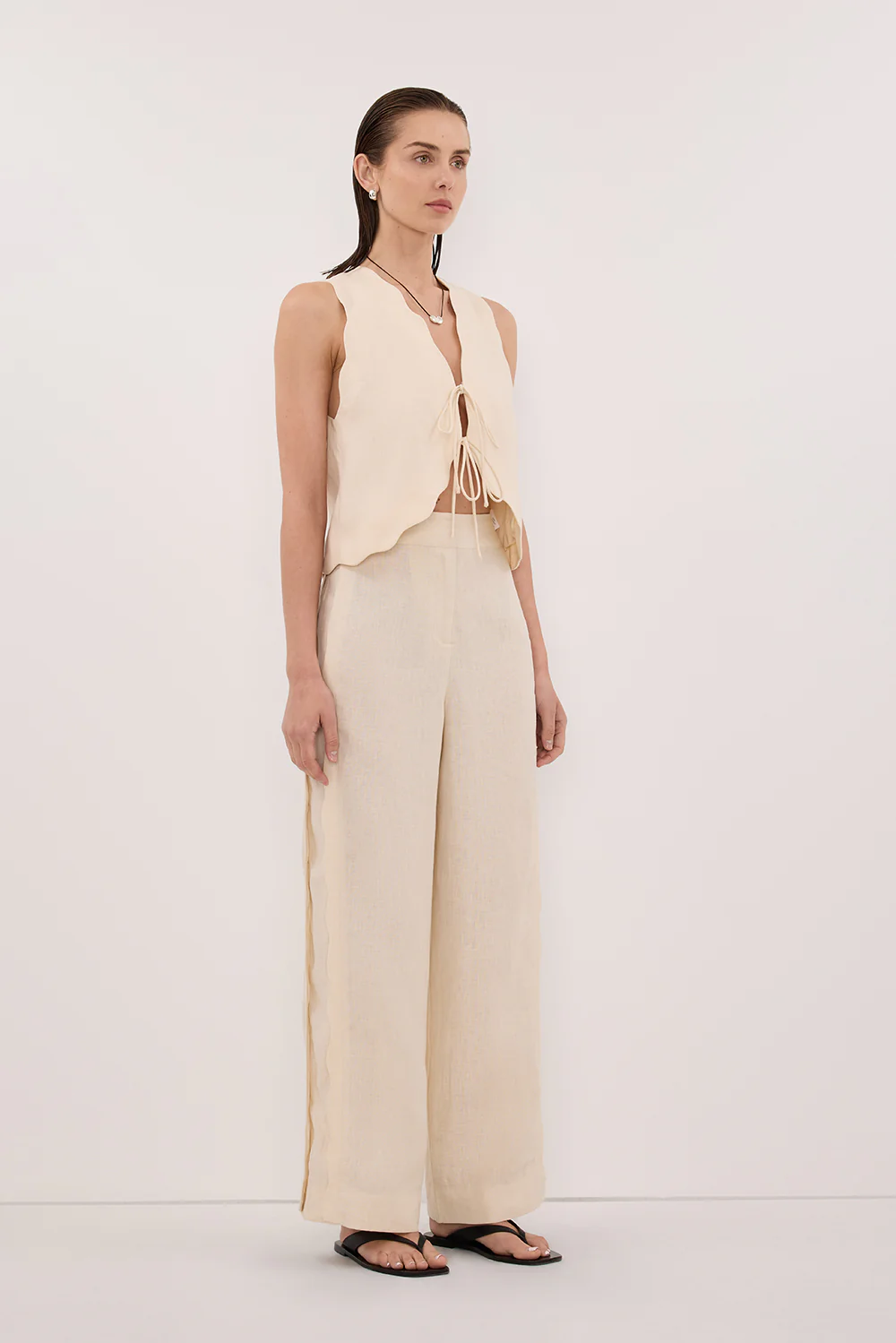 LELA SANDSTONE SLEEVELESS LINEN VEST TOP - Image 3