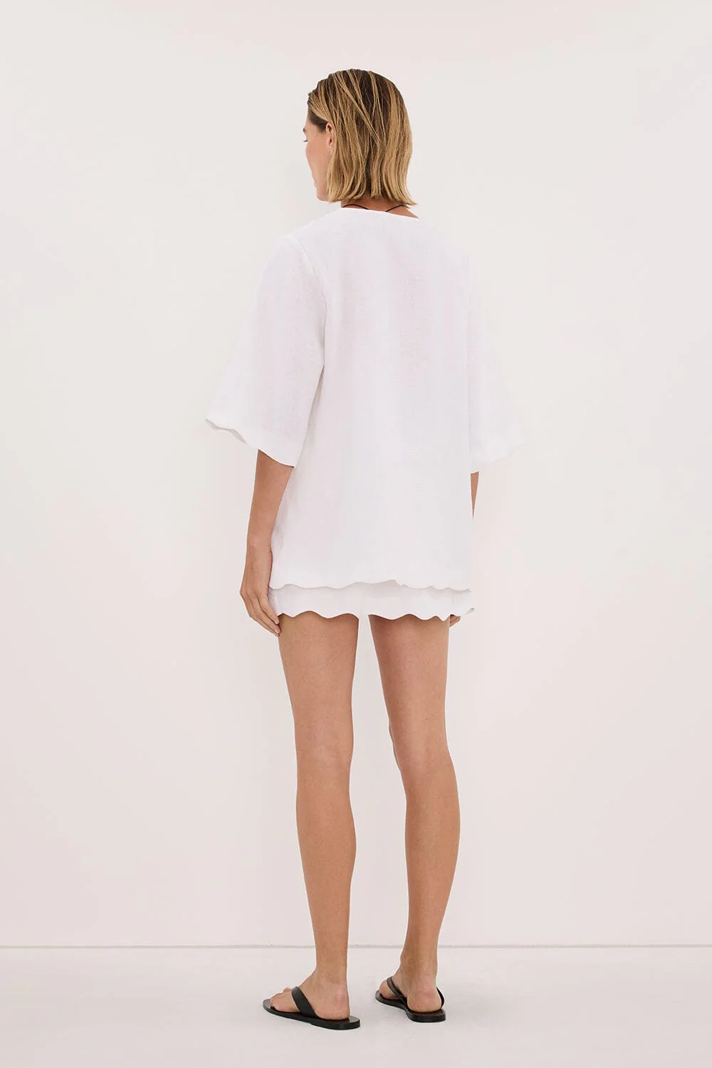 LELA WHITE LINEN SKORT - Image 4